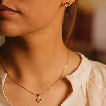 Bilde nummer 2 av Pan Jewelry, Smykkesett i 925 sølv med hjerte