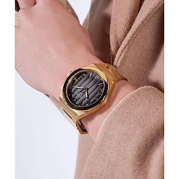 Bilde nummer 3 av Guess, Dress herreklokke med gullfarget stållenke