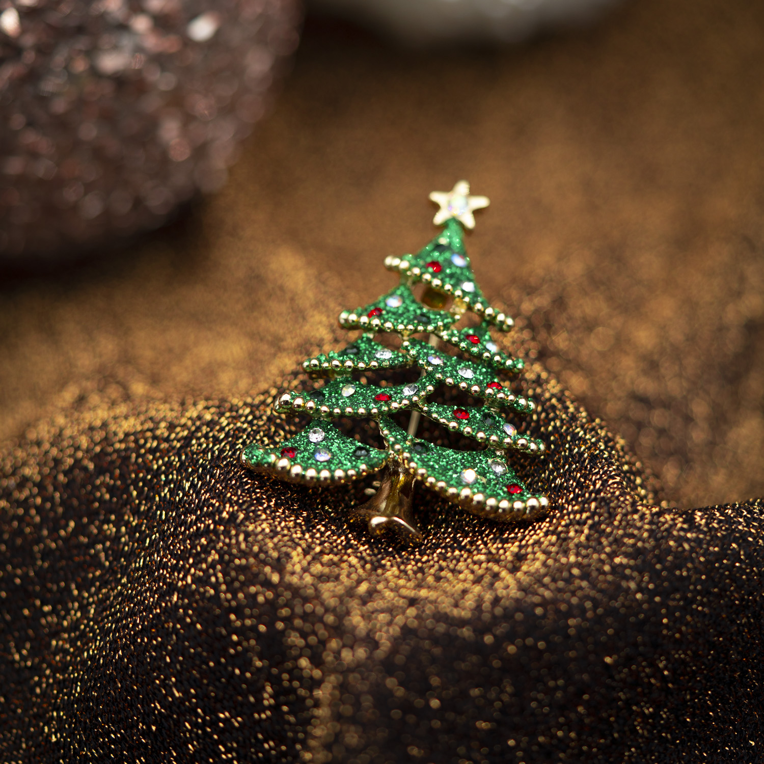 Bilde nummer 2 av Pan Jewelry, Brosje med juletre