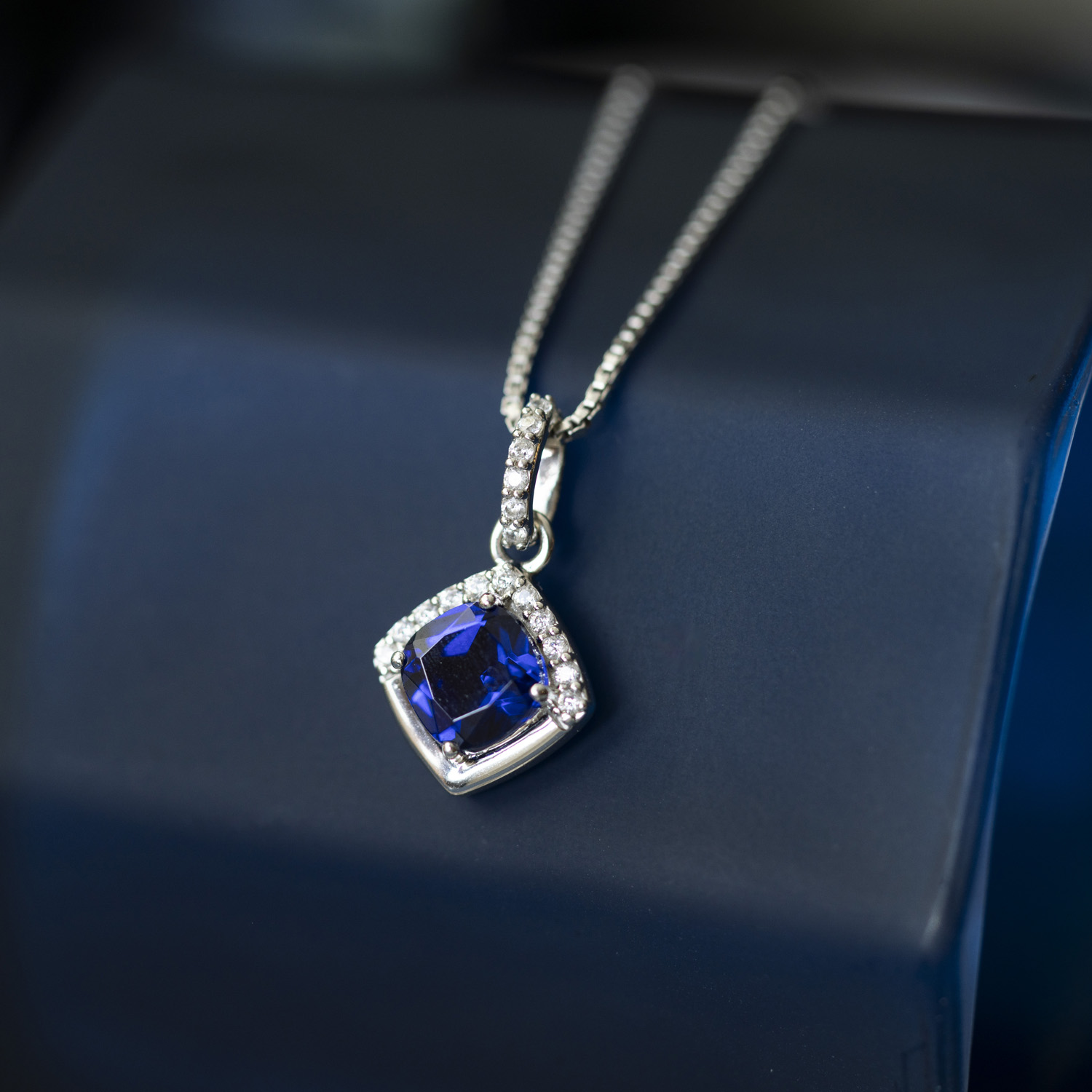 Bilde nummer 4 av Pan Jewelry, Smykke i 925 sølv med blå zirkonia