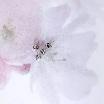 Bilde nummer 4 av Olivia øredobber i 585 hvitt gull med diamant 0,50 ct