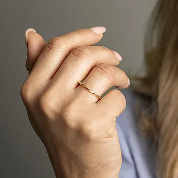 Bilde nummer 2 av Pan Jewelry, Bølge ring i 925 forgylt sølv