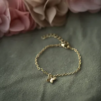 Bilde nummer 2 av Prins & Prinsesse, Armbånd til barn i 925 forgylt sølv og sommerfugl