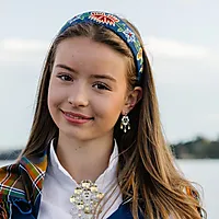 Bilde nummer 2 av Sylvsmidja, Øredobber Nordland i 830 hvitt og forgylt sølv