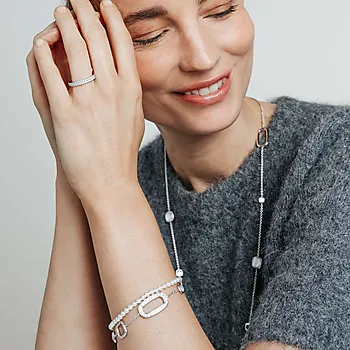 Bilde nummer 2 av Ring i 925 sølv med zirkona