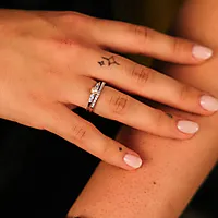 Bilde nummer 3 av 2-i-1 Modena ring i 925 sølv med zirkonia og perle