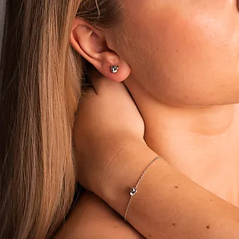 Bilde nummer 4 av Pan Jewelry, Smykkesett med øredobber og armbånd i 925 sølv med knute