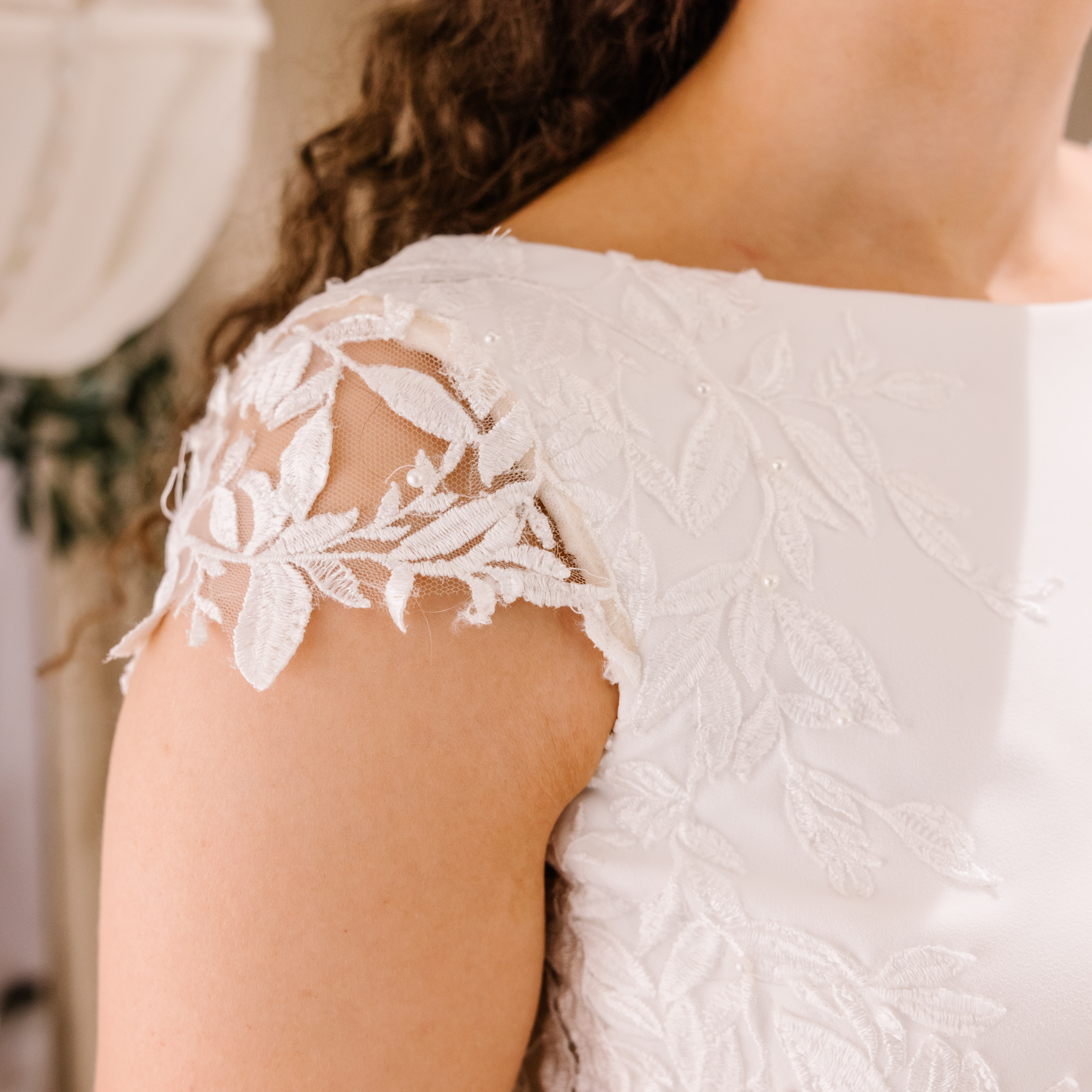 Bilde nummer 3 av En gang til brudekjole, Pronovias
