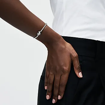 Bilde nummer 2 av Pandora Moments, Armbånd i 925 sølv med hjertelås