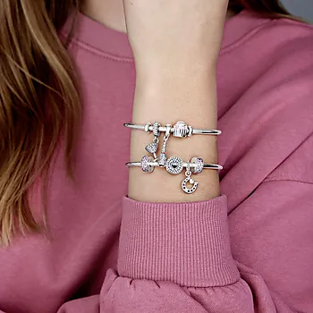 Bilde nummer 2 av Pandora Moments, Klemmecharm i 925 sølv med rosa zirkonia