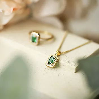 Bilde nummer 4 av Pan Jewelry, Smykke i sølv med grønn zirkonia