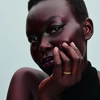 Bilde nummer 2 av Pandora Essence, Ring i forgylt  925 sølv med organisk form