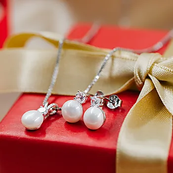 Bilde nummer 4 av Smykkesett i 925 sølv med perlemor