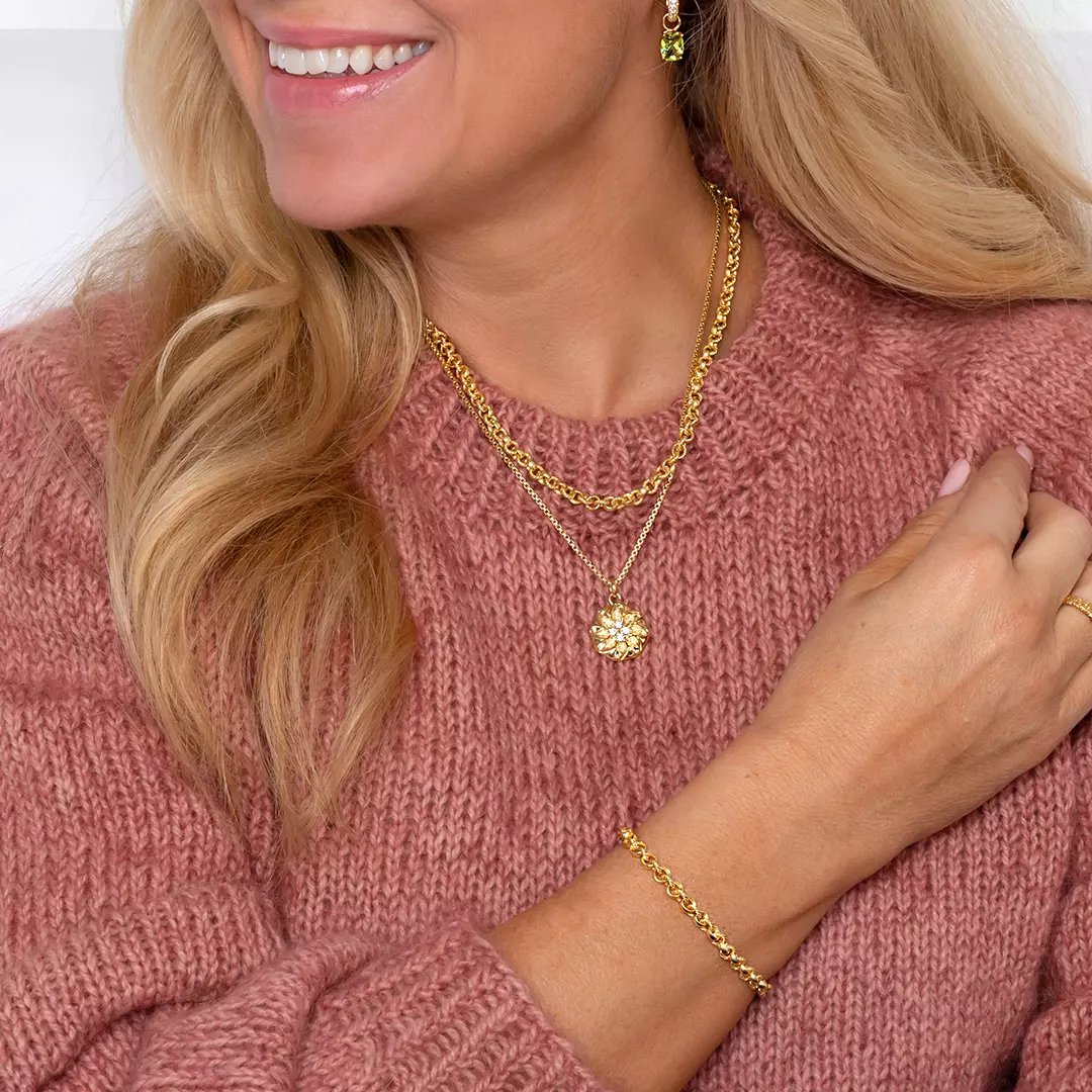 Bilde nummer 4 av Janne Formoe by Pan Jewelry, Smykke i forgylt sølv
