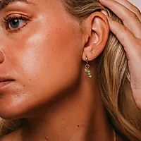 Bilde nummer 3 av Fairy øreringer i 925 forgylt sølv med grønn zirkonia