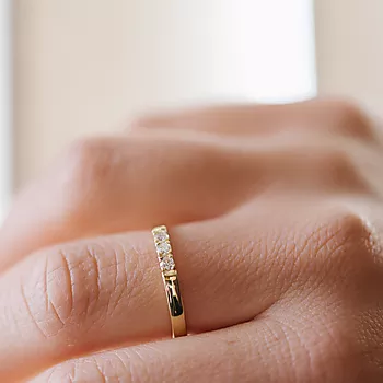 Bilde nummer 3 av Pan Jewelry, Lady alliansering i 585 gult gull med diamant 0,09 ct TWSI