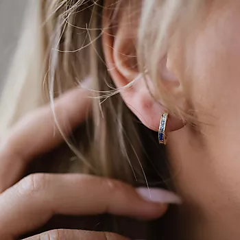 Bilde nummer 4 av Pan Jewelry, Øreringer i 925 forgylt sølv med zirkonia i blå nyanser