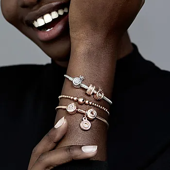 Bilde nummer 4 av Pandora Moments, Armbånd i 925 rosèforgylt sølv