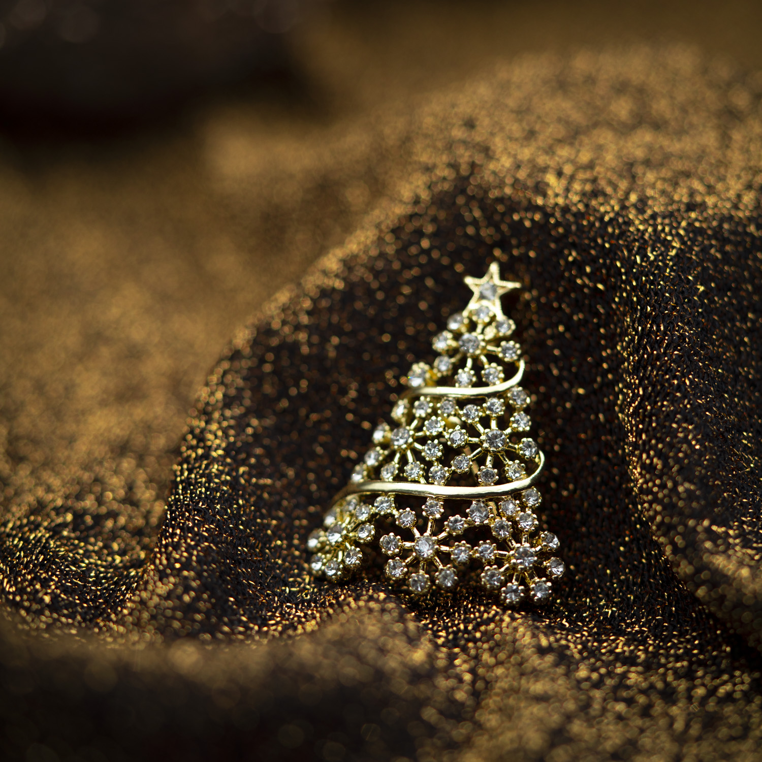 Bilde nummer 2 av Pan Jewelry, Brosje med juletre