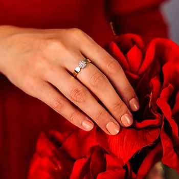 Bilde nummer 2 av Rose diamantring 375 gult gull 0,15 ct