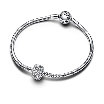 Bilde nummer 3 av Pandora Moments, Charms i 925  sølv med trippel pavé