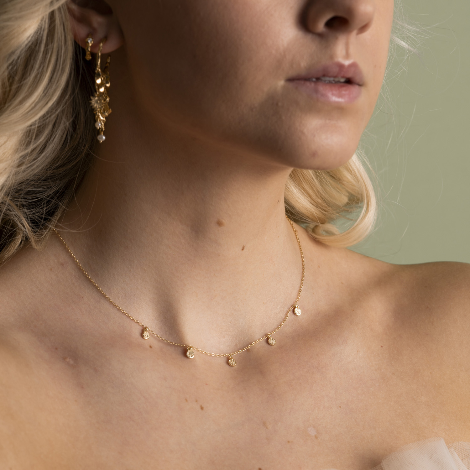 Bilde nummer 2 av Shapes by Gulldia, Mellow smykke i forgylt 925 sølv med charms