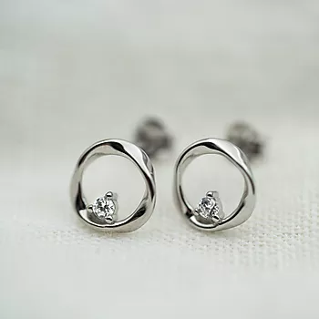 Bilde nummer 2 av Pan Jewelry, Øredobber i 925 sølv med zirkonia