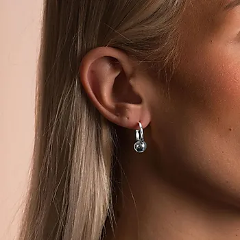 Bilde nummer 2 av Bennet øreringer i messing med zirkonia