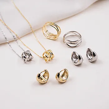 Bilde nummer 3 av Vibe ring i 925 sølv