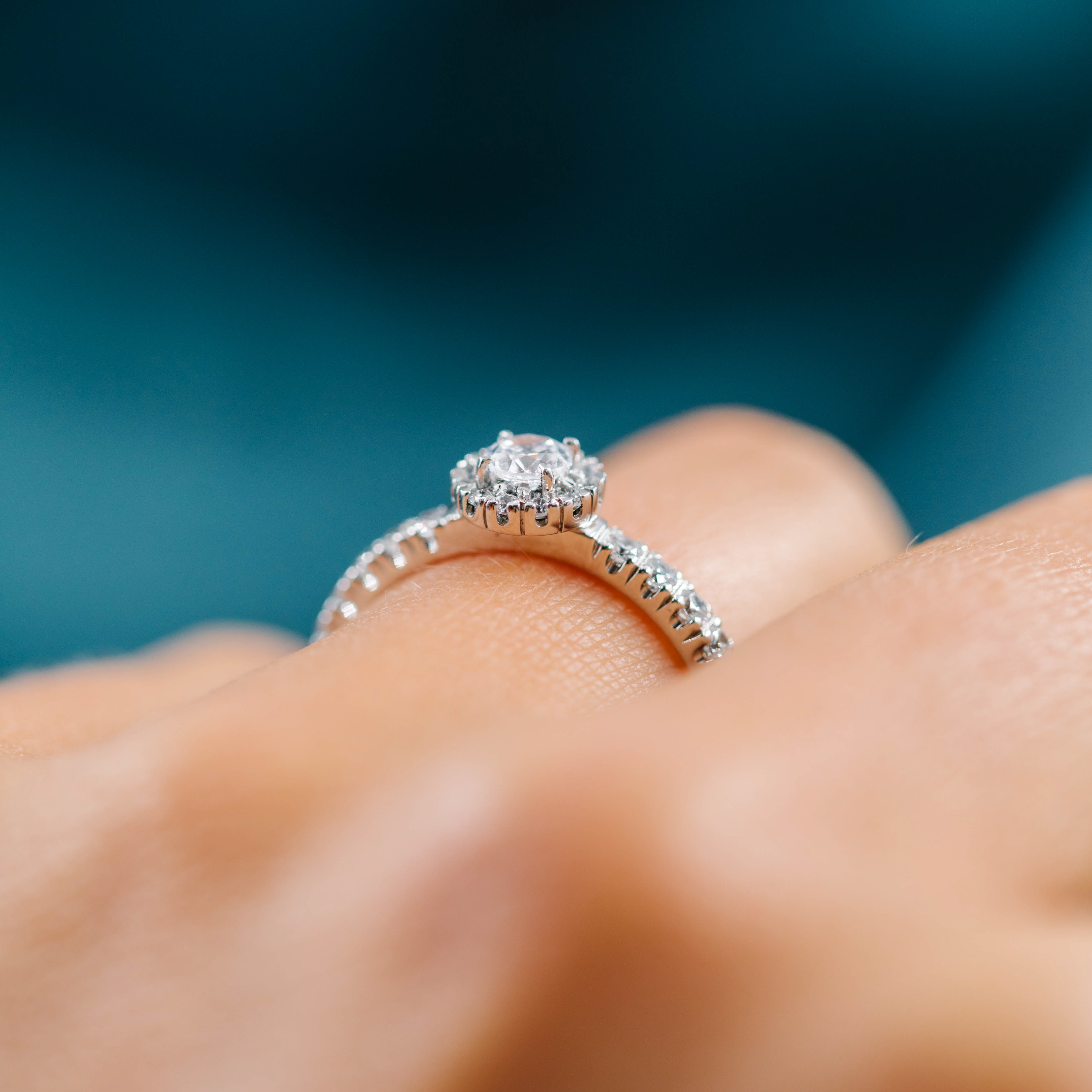 Bilde nummer 3 av Moments by Pan Jewelry, Diamantring Delight i 585 hvitt gull 0,56 CT | 2,1 mm bredde