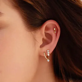 Bilde nummer 2 av Øreringer i 925 forgylt sølv med zirkonia