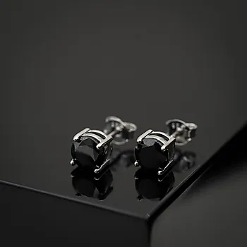 Bilde nummer 2 av Dylan øredobber i 925 sølv med sort zirkonia