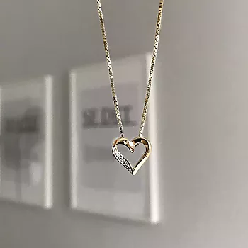 Bilde nummer 4 av Pan Jewelry, Anheng i 585 gult gull med hjerte og zirkonia