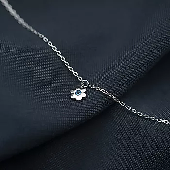 Bilde nummer 3 av Pan Jewelry, Ankelkjede til barn i rodinert 925 sølv med blomst