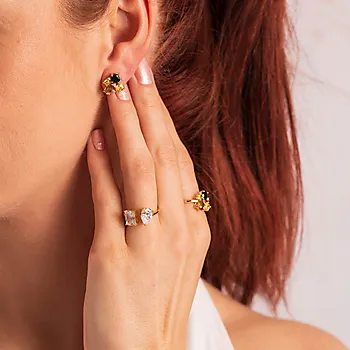 Bilde nummer 2 av Pan Jewelry, Øredobber i forgylt 925 sølv med gylne zirkonia