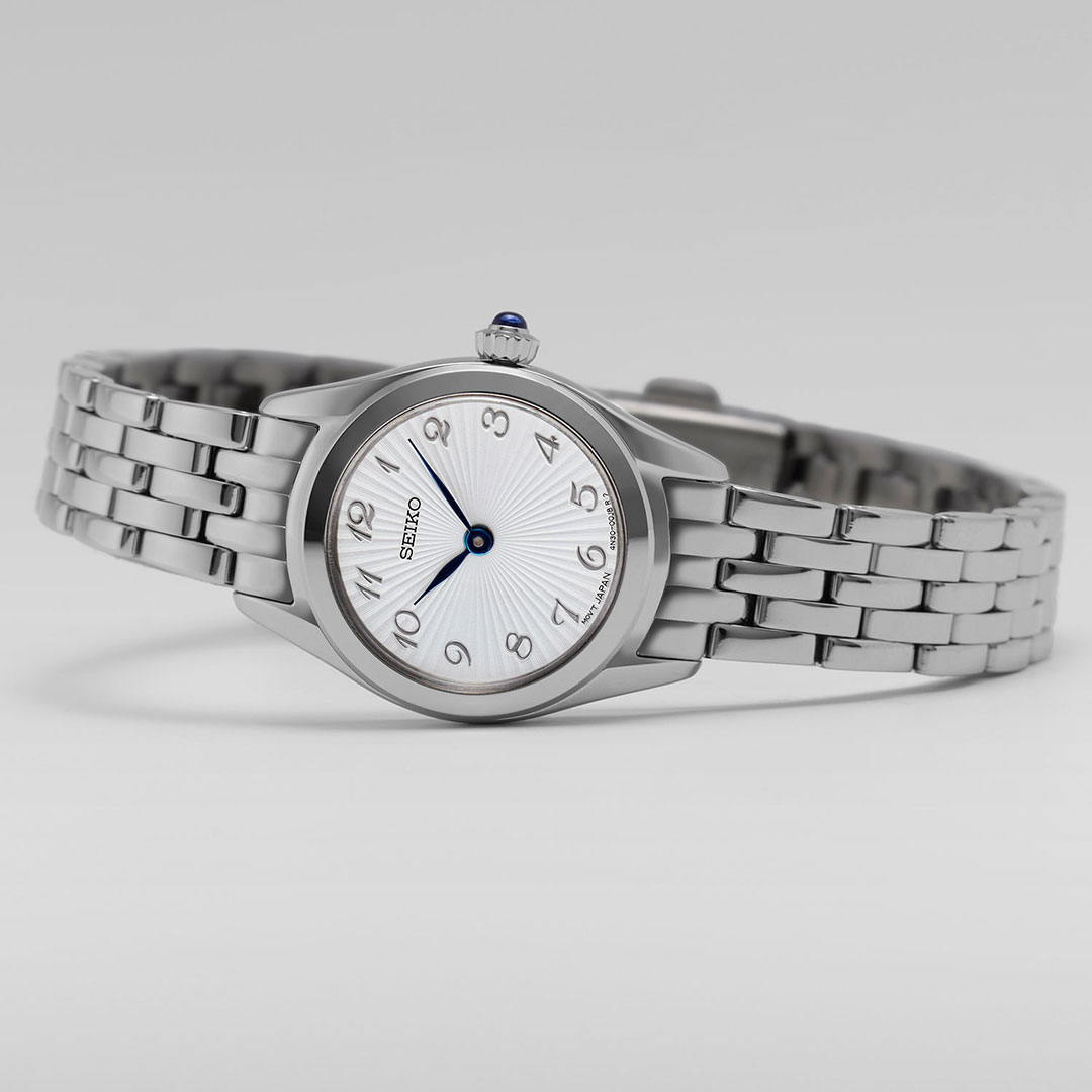 Bilde nummer 2 av Seiko, Basic dameklokke med stållenke