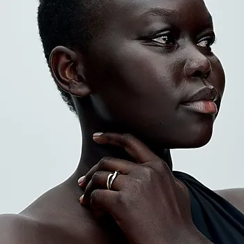 Bilde nummer 2 av Pandora Essence, Ring i 925 flerfarget sølv med flettet bånd