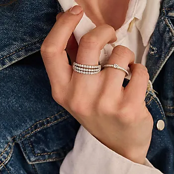 Bilde nummer 2 av Ring i 925 sølv med zirkonia