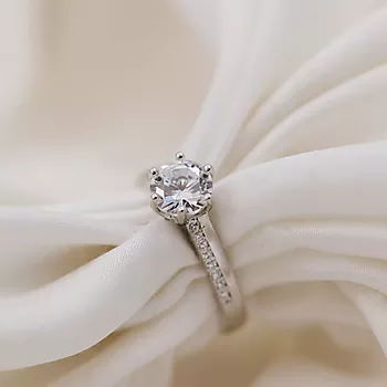 Bilde nummer 2 av Pan Jewelry, Ring i 925 sølv med zirkonia