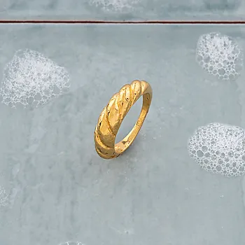 Bilde nummer 4 av Current ring i forgylt stål
