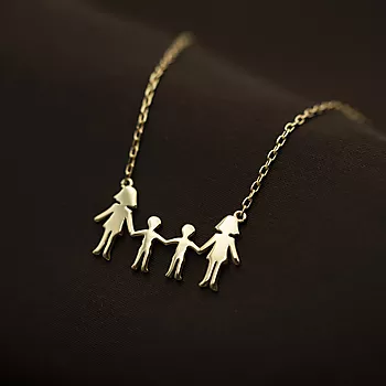 Bilde nummer 2 av Pan Jewelry, Familiesmykke med mødre og to sønner i forgylt sølv