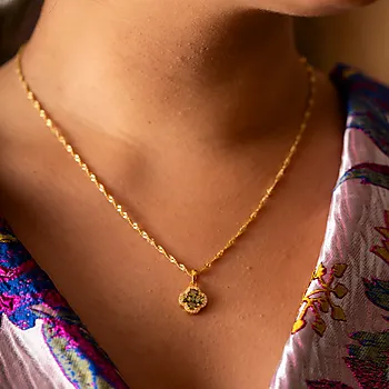 Bilde nummer 4 av Pan Jewelry, Ivy smykke i forgylt 925 sølv med oliven zirkonia