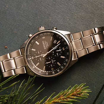 Bilde nummer 4 av Seiko, Basic herreklokke med stållenke og kronograf