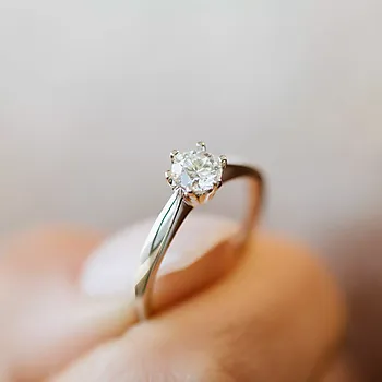 Bilde nummer 3 av Olivia diamantring i 585 hvitt gull 0,50 ct TWSI2