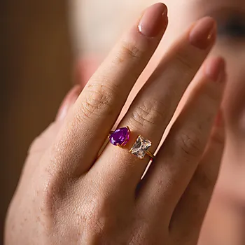 Bilde nummer 2 av Pan Jewelry, Viva Vegas ring i forgylt 925 sølv med hvit og lilla zirkonia
