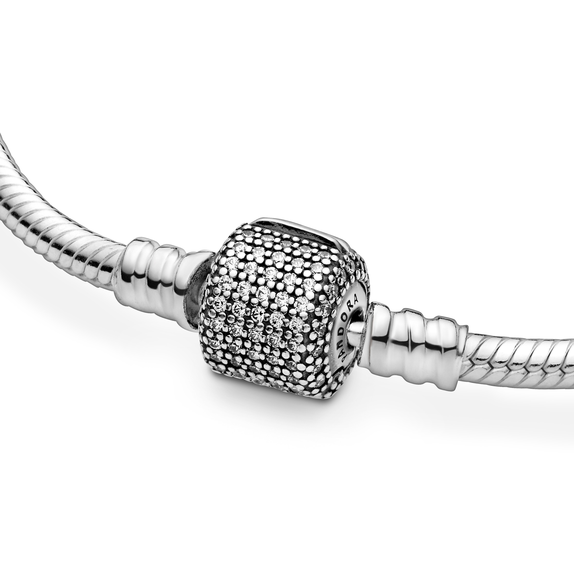 Bilde nummer 4 av Pandora Moments, Armbånd i 925 sølv med signaturlås