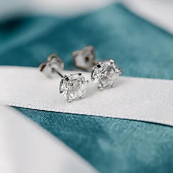 Bilde nummer 4 av Contessa LAB diamantøredobber i 585 hvitt gull 2,00 ct