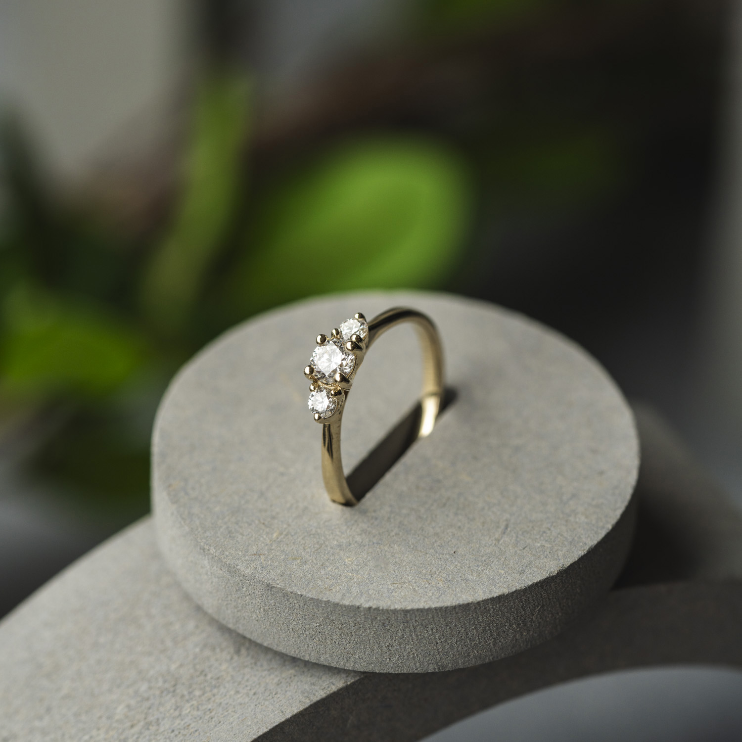 Bilde nummer 2 av Gems by Gulldia, Ring i 585 gult gull med LAB diamanter 0,50 ct TWSI