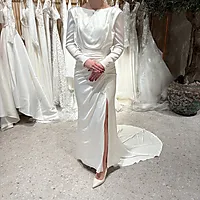 En gang til brudekjole, Pronovias