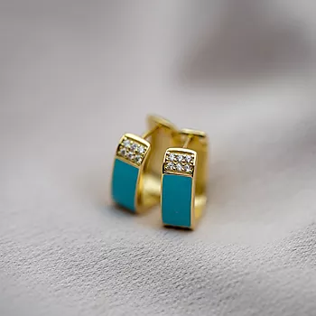 Bilde nummer 2 av Pan Jewelry, Emanuella øreringer i 925 forgylt sølv med zirkonia